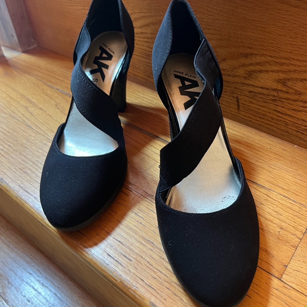 Anne Klein Women's Black Heels